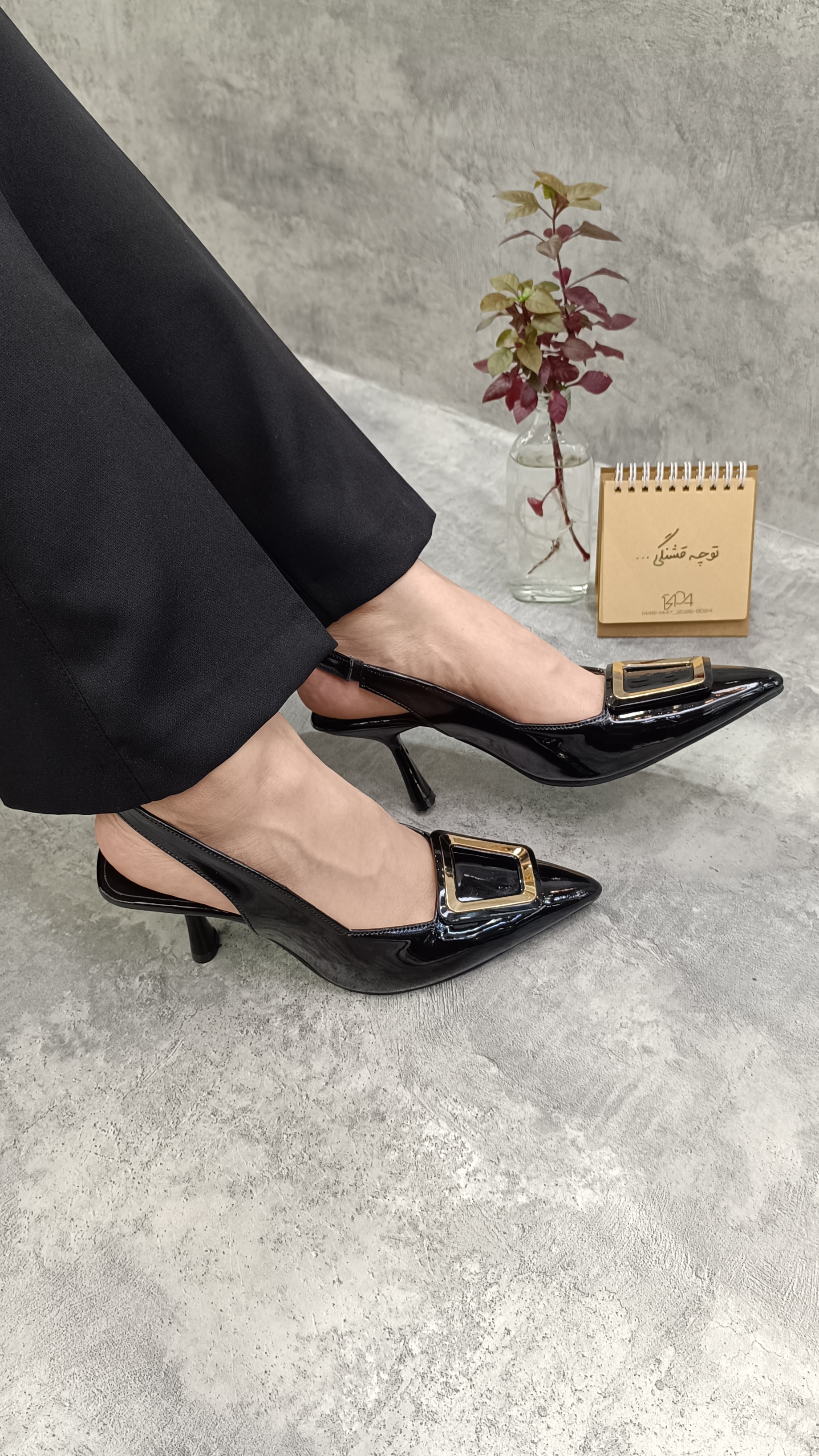 کفش زنانه مجلسی ورنی پاشنه 7 سانت