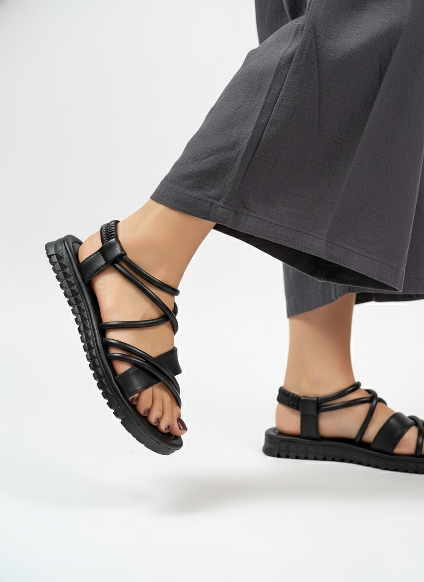 صندل زنانه مشکی بندی